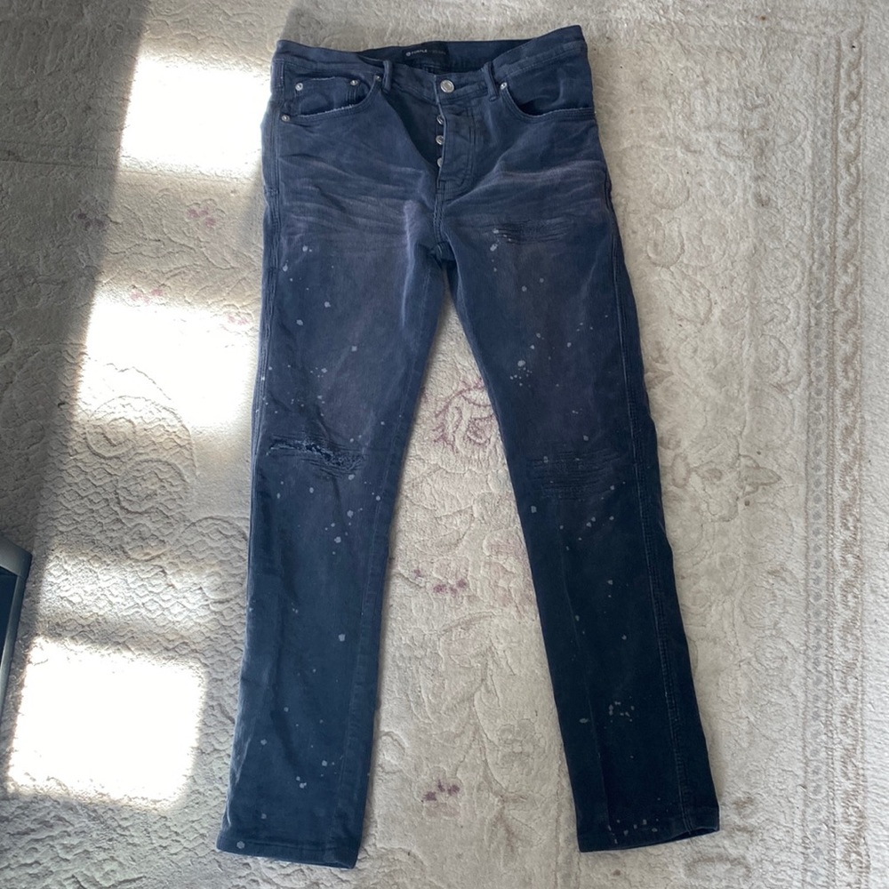 I’m selling a pair of purple brand jeans very very good condition
